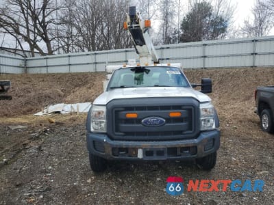Piąte zdjęcie samochodu w środku: 2015 FORD F450 SUPER DUTY VIN:1FDUF4GY4FEC93007 - miniatura