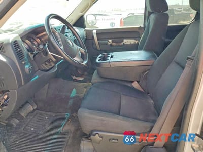 Zdjęcie 7 z 12 samochodu: 2013 CHEVROLET SILVERADO K1500 LT VIN:1GCRKSE74DZ106116 - miniatura
