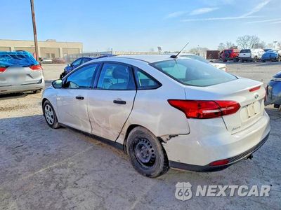 Drugie zdjęcie samochodu z przodu: 2016 FORD FOCUS S VIN:1FADP3E27GL403710 - miniatura