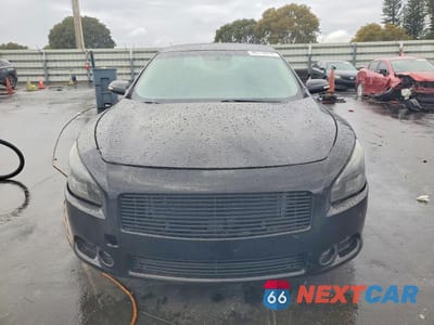 Piąte zdjęcie samochodu w środku: 2009 NISSAN MAXIMA 3.5 S VIN:1N4AA51E19C817858 - miniatura