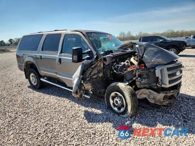Czwarte zdjęcie samochodu z boku: 2005 FORD EXCURSION LIMITED VIN:1FMSU43P35ED42030 - miniatura
