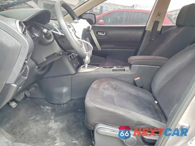 Zdjęcie 7 z 12 samochodu: 2014 NISS ROGUE VIN:JN8AS5MT7EW610809 - miniatura