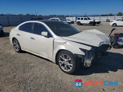 Czwarte zdjęcie samochodu z boku: 2012 NISSAN MAXIMA 3.5 S VIN:1N4AA5AP7CC826959 - miniatura