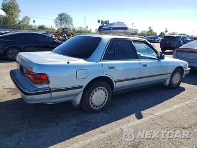 Trzecie zdjęcie samochodu z tyłu: 1989 TOYOTA CRESSIDA BASE VIN:JT2MX83E1K0017727 - miniatura