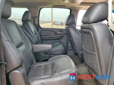Zdjęcie 11 z 13 samochodu: 2011 GMC YUKON XL DENALI VIN:1GKS2MEF6BR398986 - miniatura