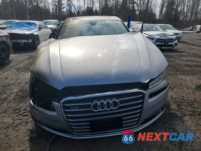 Piąte zdjęcie samochodu w środku: 2016 AUDI A8 QUATTRO VIN:WAUJ4AFD7GN015503 - miniatura
