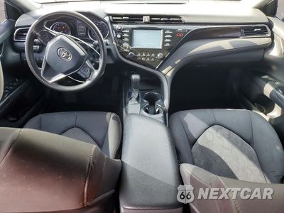 Zdjęcie 8 z 13 samochodu: 2019 TOYOTA CAMRY VIN:4T1B11HK3KU240541 - miniatura