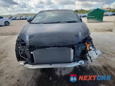 Piąte zdjęcie samochodu w środku: 2025 TOYOTA PRIUS XLE VIN:JTDACAAU6S3057503 - miniatura