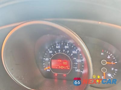 Zdjęcie 9 z 12 samochodu: 2016 KIA SOUL BASE VIN:KNDJN2A27G7274802 - miniatura