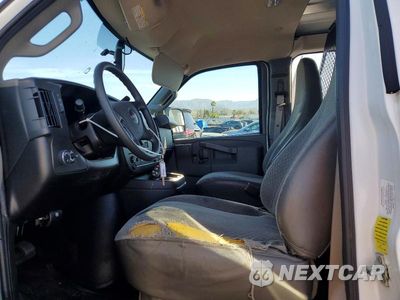 Zdjęcie 7 z 14 samochodu: 2025 GMC SAVANA G3500 VIN:1GTZ7HFP2S1223272 - miniatura