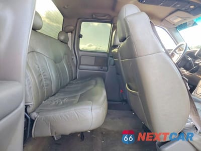 Zdjęcie 10 z 11 samochodu: 2000 CHEVROLET SILVERADO K1500 VIN:1GCEK19T5YE418359 - miniatura