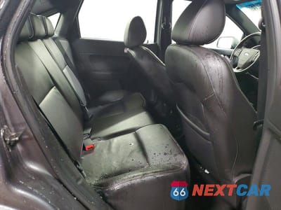 Zdjęcie 10 z 11 samochodu: 2010 FORD FOCUS SEL VIN:1FAHP3HN7AW261436 - miniatura