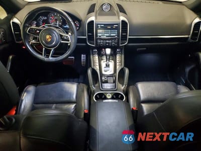 Zdjęcie 8 z 13 samochodu: 2015 PORSCHE CAYENNE S VIN:WP1AB2A22FLA56537 - miniatura