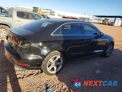 Trzecie zdjęcie samochodu z tyłu: 2019 AUDI A3 PREMIUM VIN:WAUAUGFF7K1013108 - miniatura