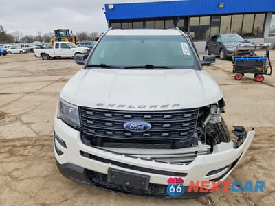 Piąte zdjęcie samochodu w środku: 2016 FORD EXPLORER SPORT VIN:1FM5K8GT9GGA84346 - miniatura