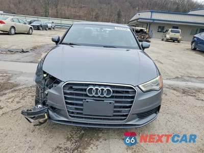 Piąte zdjęcie samochodu w środku: 2016 AUDI A3 PREMIUM VIN:WAUB8GFF5G1062324 - miniatura