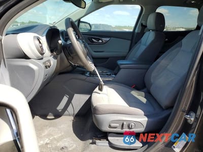 Zdjęcie 7 z 13 samochodu: 2022 CHEVROLET BLAZER 2LT VIN:3GNKBCR42NS224176 - miniatura