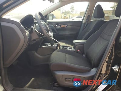 Zdjęcie 7 z 13 samochodu: 2020 NISSAN ROGUE SV VIN:5N1AT2MTXLC781832 - miniatura