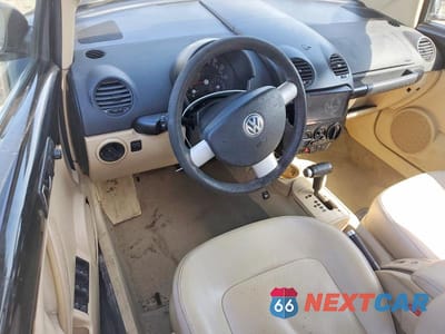 Zdjęcie 8 z 12 samochodu: 2003 VOLKSWAGEN NEW BEETLE GLS VIN:3VWCK21Y43M309394 - miniatura