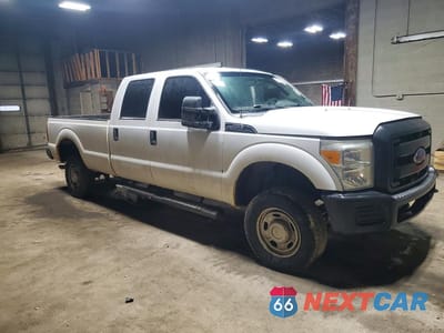 Czwarte zdjęcie samochodu z boku: 2016 FORD F350 SUPER DUTY VIN:1FT8W3B6XGEA73264 - miniatura