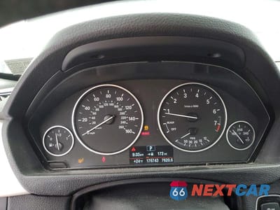 Zdjęcie 9 z 12 samochodu: 2017 BMW 320 XI VIN:WBA8E5G35HNU43354 - miniatura