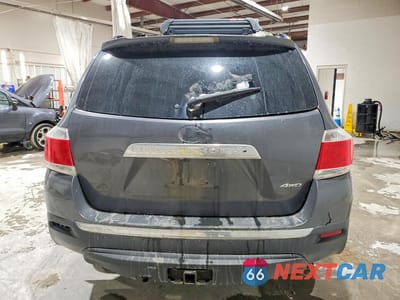 Zdjęcie 6 z 13 samochodu: 2011 TOYOTA HIGHLANDER BASE VIN:5TDBK3EH3BS060406 - miniatura