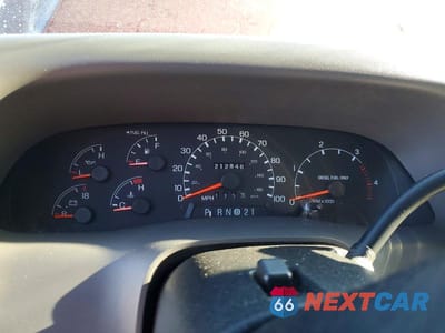 Zdjęcie 9 z 12 samochodu: 1999 FORD F250 SUPER DUTY VIN:1FTNX21F9XED88262 - miniatura