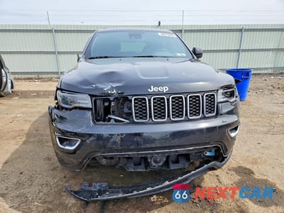 Piąte zdjęcie samochodu w środku: 2021 JEEP GRAND CHEROKEE LAREDO VIN:1C4RJFAG8MC677868 - miniatura