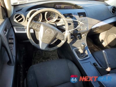 Zdjęcie 8 z 12 samochodu: 2013 MAZDA 3 I VIN:JM1BL1VP6D1747419 - miniatura