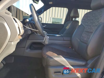 Zdjęcie 7 z 13 samochodu: 2025 NISSAN ARMADA PLATINUM VIN:JN8AY3EBXS9100652 - miniatura
