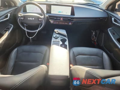 Zdjęcie 8 z 13 samochodu: 2024 KIA EV6 WIND VIN:KNDC34LA6R5193738 - miniatura