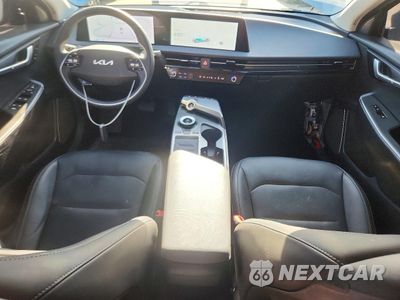 Zdjęcie 8 z 13 samochodu: 2024 KIA EV6 WIND VIN:KNDC34LA6R5193738 - miniatura