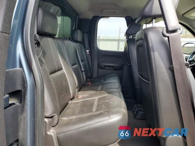 Zdjęcie 10 z 12 samochodu: 2007 GMC NEW SIERRA K1500 VIN:2GTEK19J071655727 - miniatura
