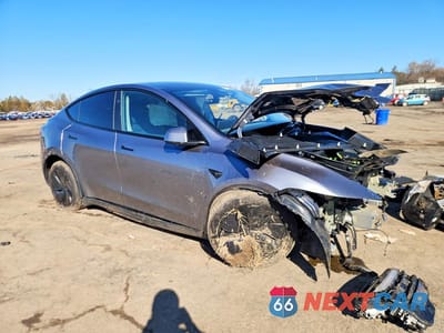 Czwarte zdjęcie samochodu z boku: 2026 TESLA MODEL Y VIN:7SAYGDEE3TA411571 - miniatura