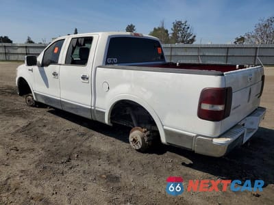 Drugie zdjęcie samochodu z przodu: 2006 LINCOLN MARK LT VIN:5LTPW18586FJ00935 - miniatura