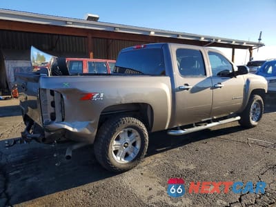 Trzecie zdjęcie samochodu z tyłu: 2012 CHEVROLET SILVERADO K1500 LT VIN:1GCPKSE70CF143641 - miniatura
