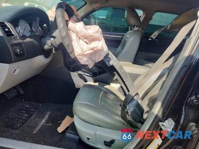 Zdjęcie 7 z 11 samochodu: 2007 CHRYSLER 300C VIN:2C3KA63H27H833741 - miniatura