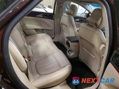 Zdjęcie 10 z 12 samochodu: 2019 LINCOLN MKZ RESERVE I VIN:3LN6L5D95KR614791 - miniatura