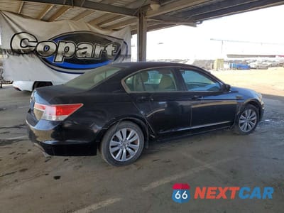 Trzecie zdjęcie samochodu z tyłu: 2011 HONDA ACCORD EX VIN:1HGCP2F70BA057273 - miniatura