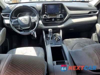 Zdjęcie 8 z 14 samochodu: 2021 TOYOTA HIGHLANDER LE VIN:5TDZZRAH3MS073291 - miniatura