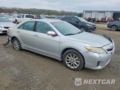 Czwarte zdjęcie samochodu z boku: 2010 TOYOTA CAMRY HYBRID BASE VIN:4T1BB3EK1AU111676 - miniatura