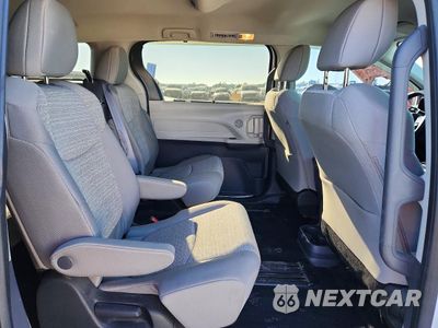 Zdjęcie 11 z 14 samochodu: 2023 TOYOTA SIENNA LE 8-PASSENGER VIN:5TDKRKEC3PS145683 - miniatura