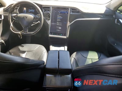 Zdjęcie 8 z 12 samochodu: 2016 TESLA MODEL S VIN:5YJSA1E13GF153299 - miniatura