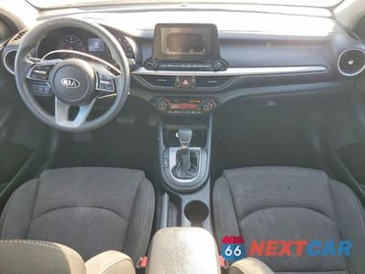 Zdjęcie 8 z 12 samochodu: 2019 KIA FORTE LXS VIN:3KPF24AD1KE016473 - miniatura
