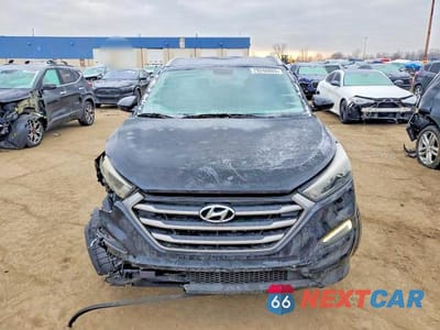 Piąte zdjęcie samochodu w środku: 2018 HYUNDAI TUCSON SEL VIN:KM8J33A41JU808295 - miniatura