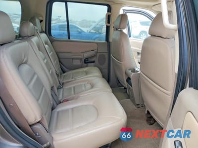 Zdjęcie 11 z 14 samochodu: 2005 FORD EXPLORER XLT VIN:1FMZU73E65UB53778 - miniatura