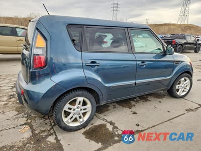 Trzecie zdjęcie samochodu z tyłu: 2011 KIA SOUL + VIN:KNDJT2A2XB7260987 - miniatura