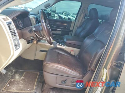 Zdjęcie 7 z 11 samochodu: 2014 RAM 3500 LONGHORN VIN:3C63RRKL3EG165775 - miniatura