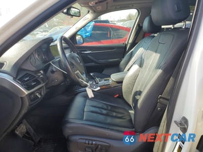 Zdjęcie 7 z 12 samochodu: 2015 BMW X5 XDRIVE35I VIN:5UXKR0C5XF0K59821 - miniatura
