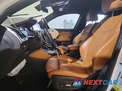 Zdjęcie 7 z 12 samochodu: 2019 BMW X4 XDRIVE30I VIN:5UXUJ3C50KLG52305 - miniatura
